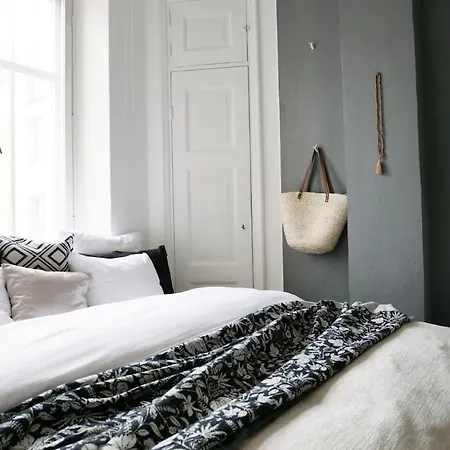 Fab 2br Apt! Just 3 Blocks From Market Square! Apartmán Helsinky